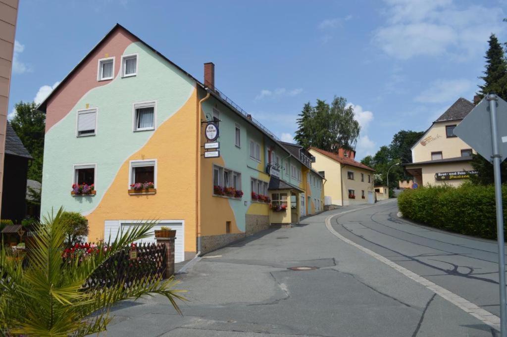 Landgasthof Gruener Baum Regnitzlosau Eksteriør billede